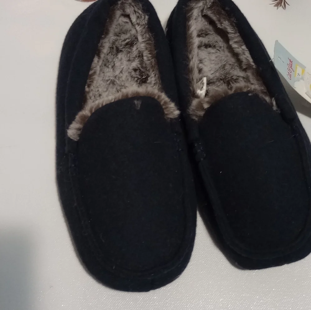 Target Black and Gray Faux Fur Slippers